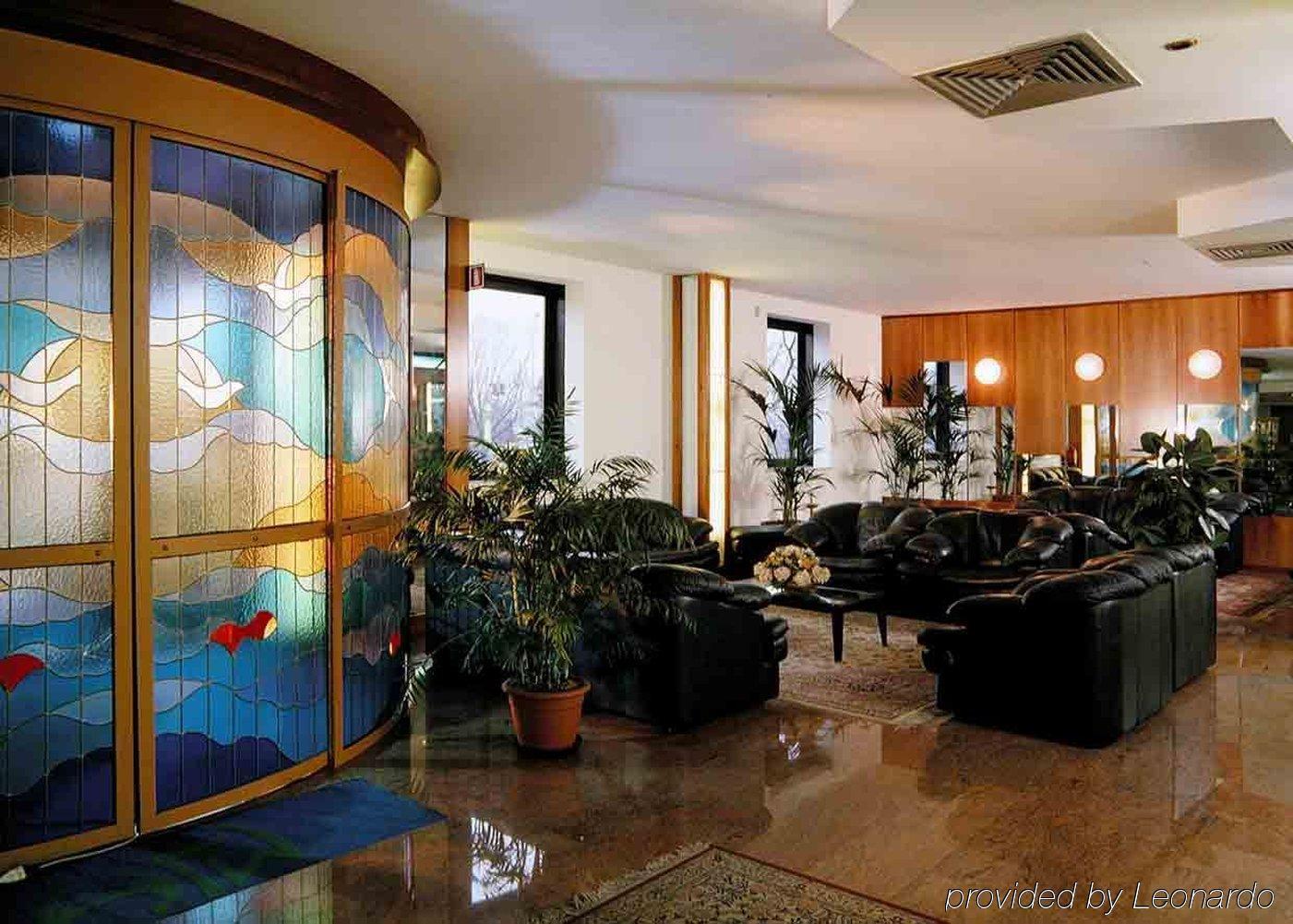 Hotel Le Moran Cusago Интериор снимка